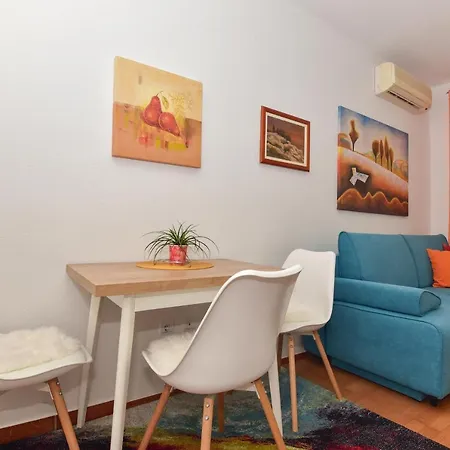 Antonio Apartment