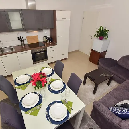 Antonio Apartment Makarska